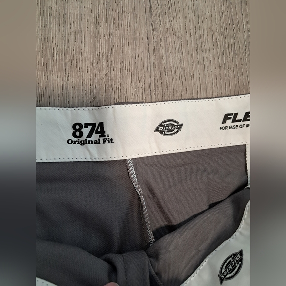 Dickies Men's 44x30 874 Flex Gray Original Fit Uniform Work Pants - Picture 4 of 10